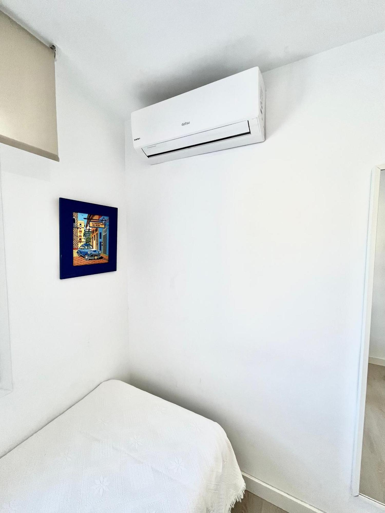 Apartamento De Playa Reformado Рінкон-де-ла-Вікторія Екстер'єр фото
